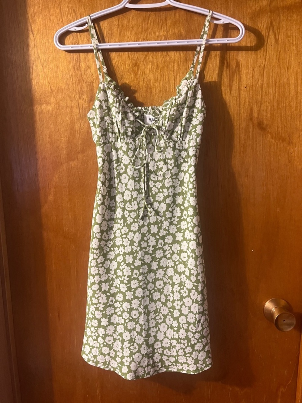Woman’s Princess Polly Olive Green and White Floral Tie-Front Sundress 0